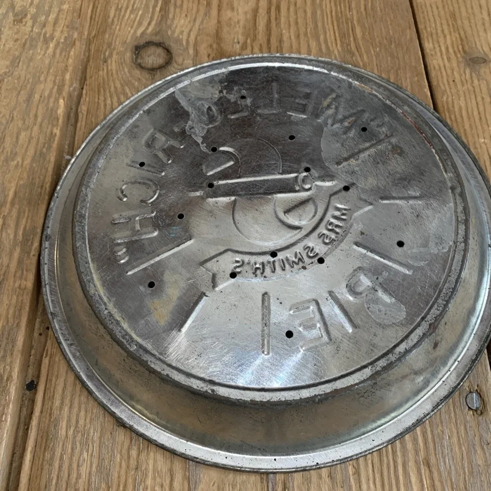 Mrs. Smith's Mello-Rich pie pan baking sturdy vintage Pre-owned
